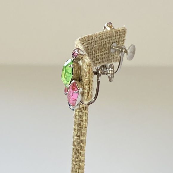 Vintage Signed Coro Pastel Green Pink Blue Purple Rhinestone Screwback Earrings - Picture 6 of 11